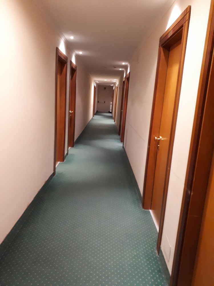 Hotel Atleti 25/50