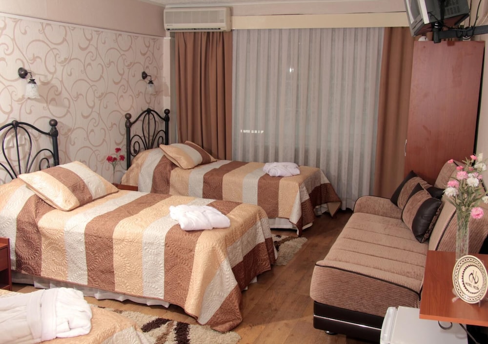 Hotel Nezih Istanbul 46/63