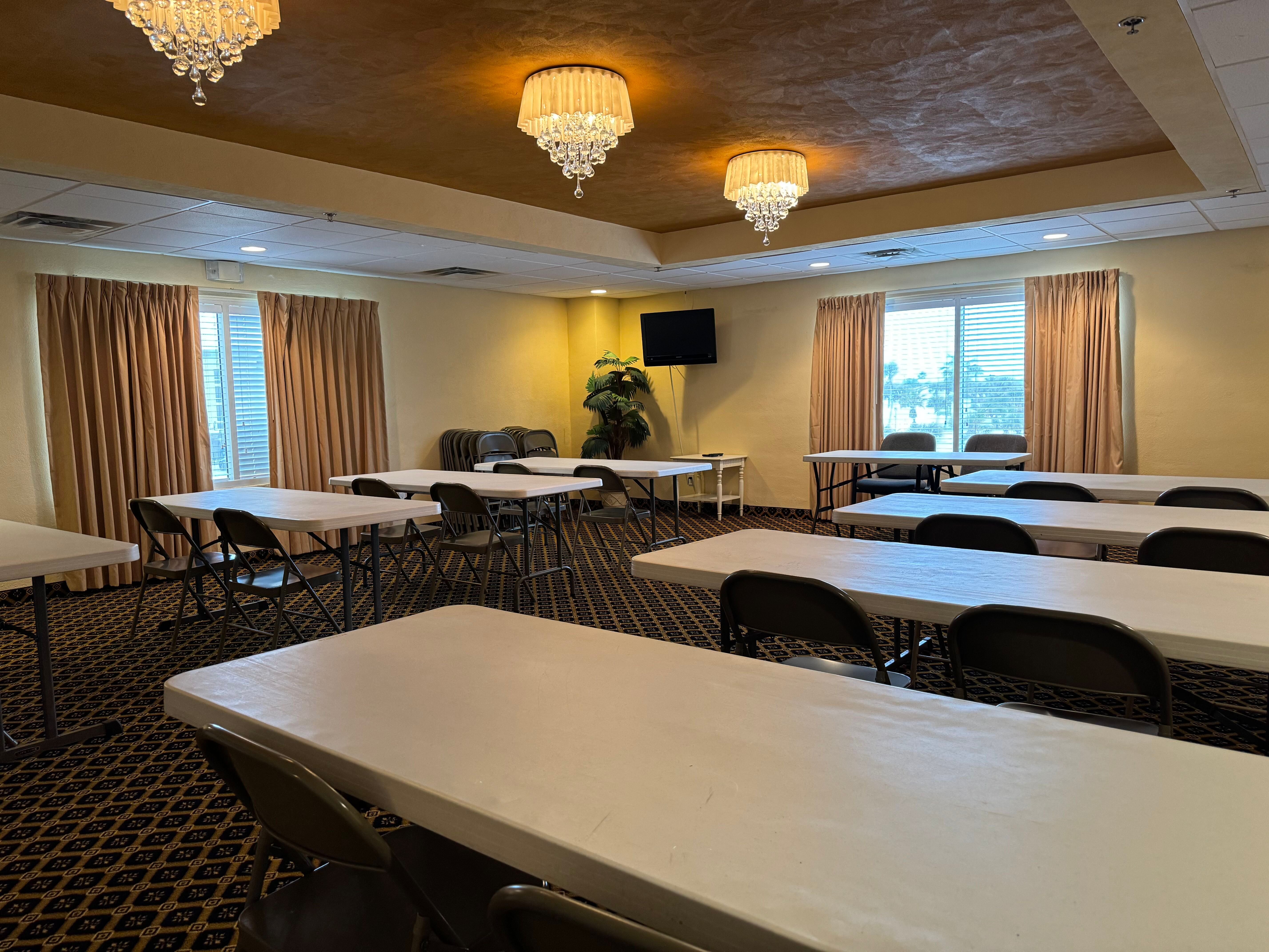 Emerald Shores Resort 50/79