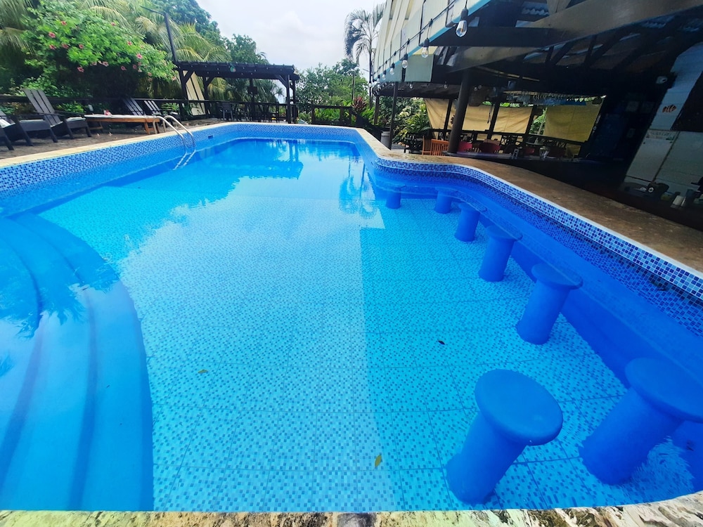 Guava Grove Villas and Resort 46/73