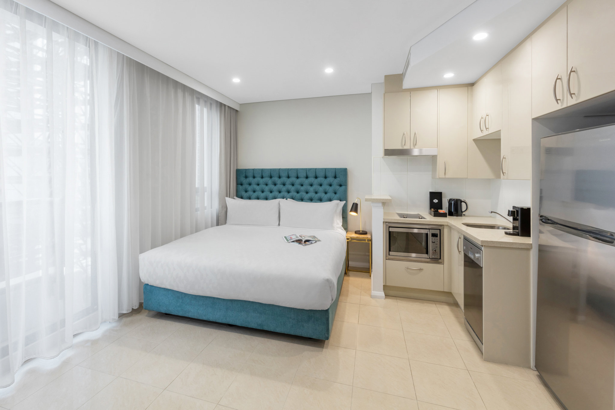 Meriton Suites Pitt Street 7/65