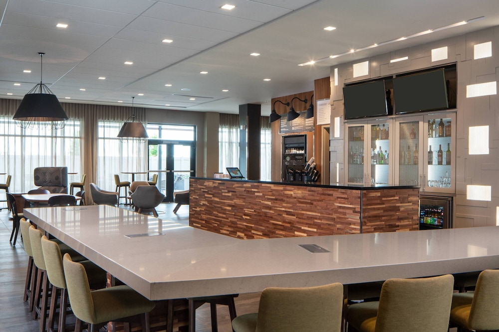 Courtyard By Marriott Lafayette South 37/49