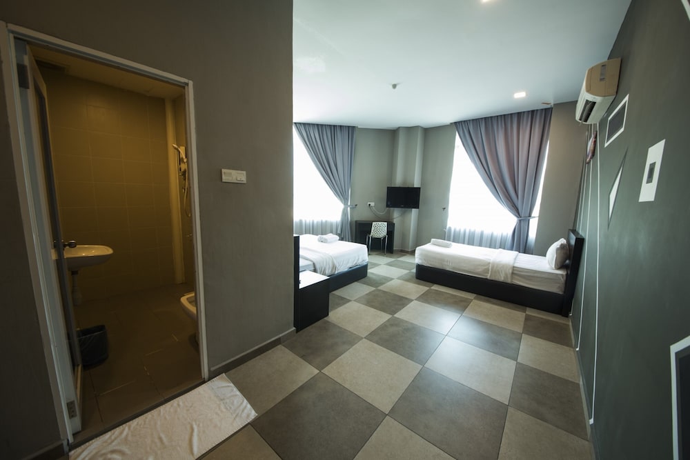 Elite Hotel Muar 32/50