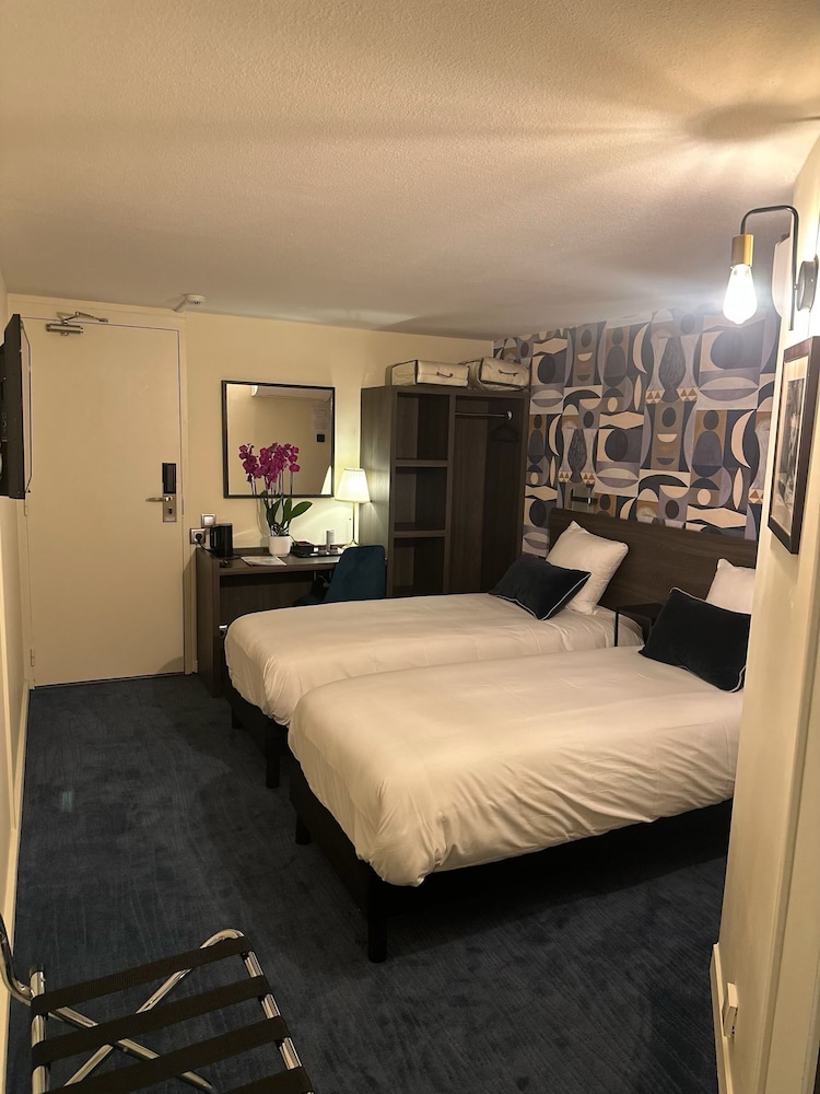 Hotel Acadie Orly Morangis 26/64