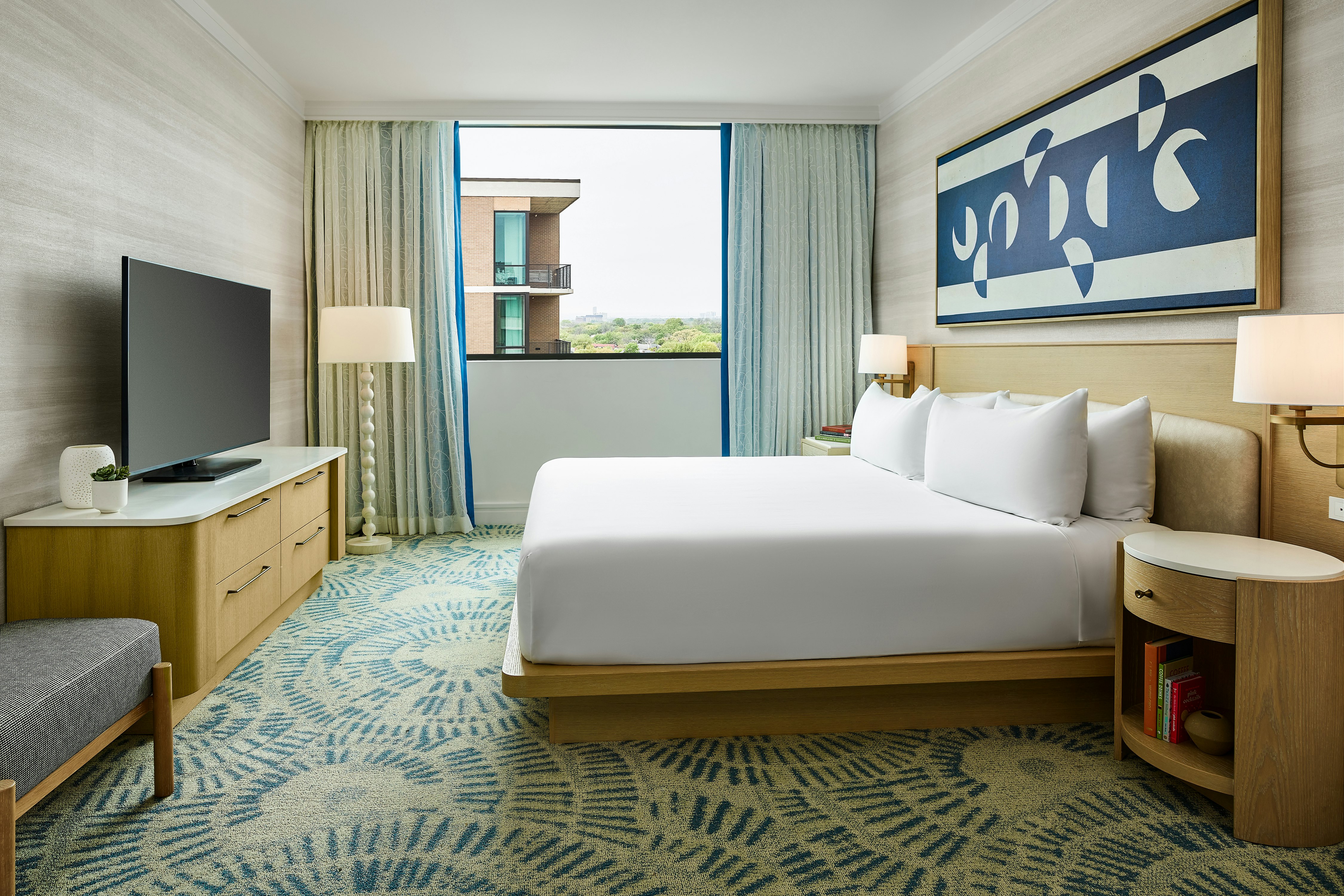 1 BEDROOM, SUITE, KING BED