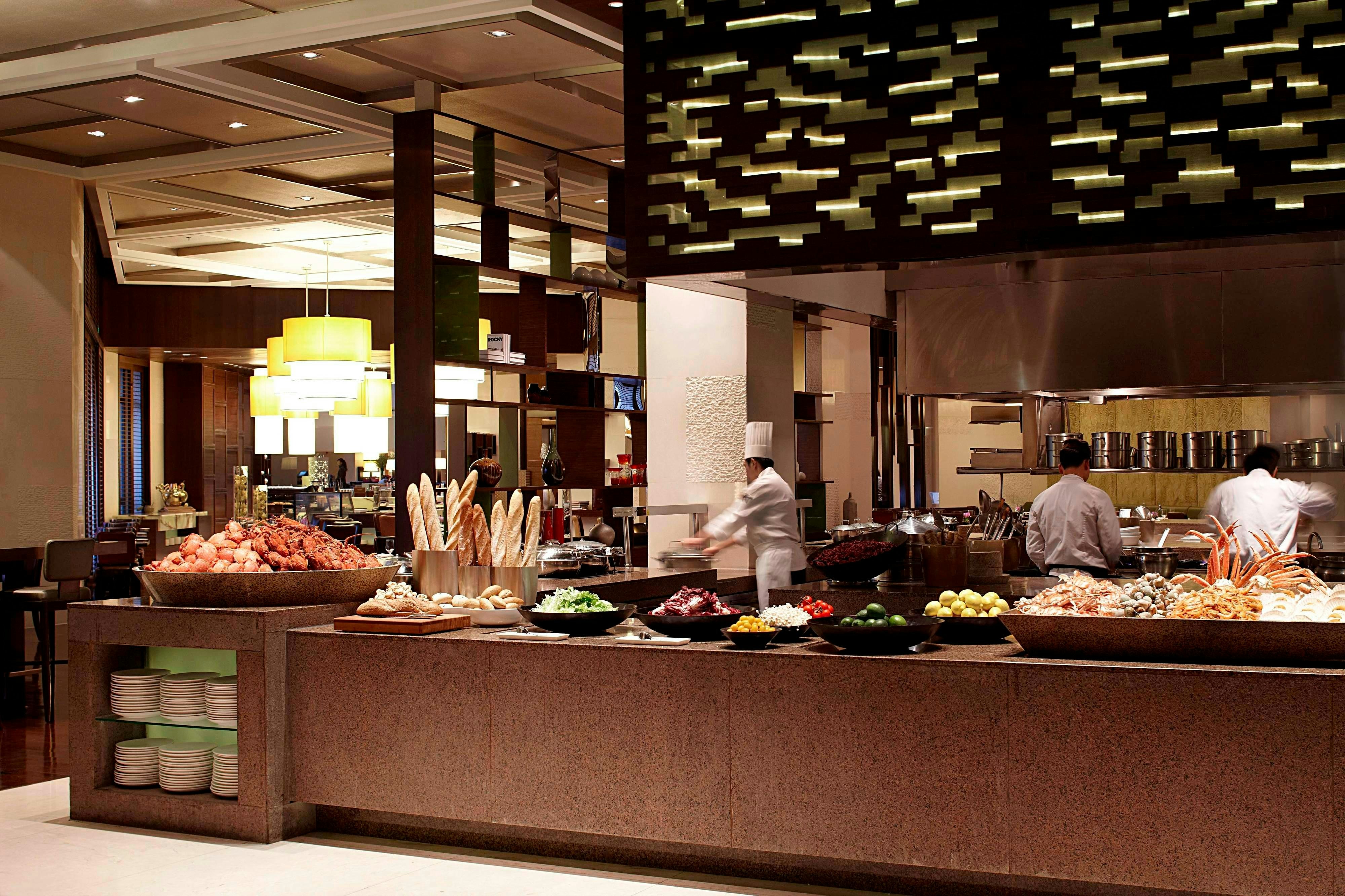 Renaissance Tianjin Lakeview Hotel 8/28