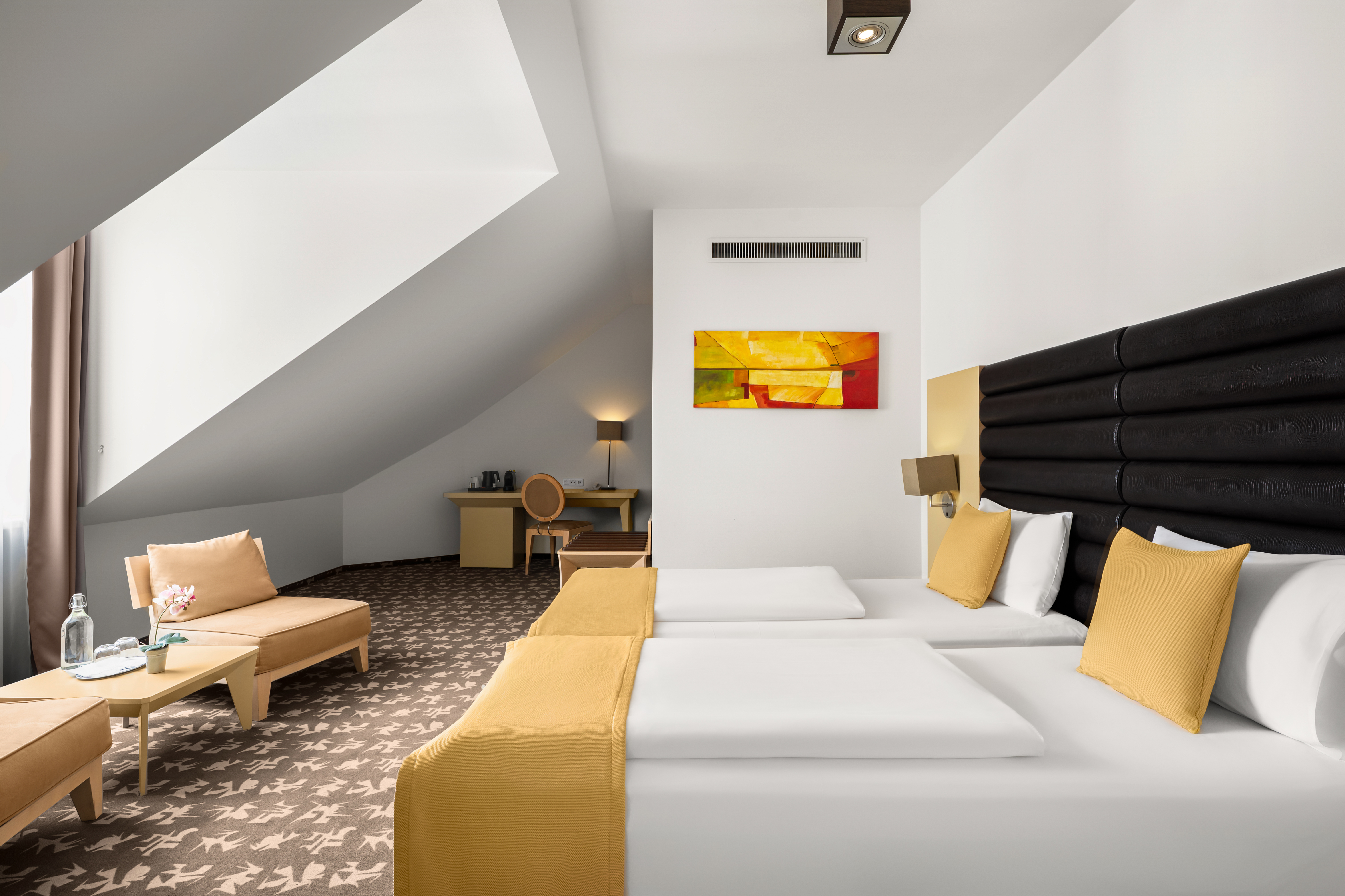 Suite, 2 Beds, Buda Castle Fashion Hotel 2/4
