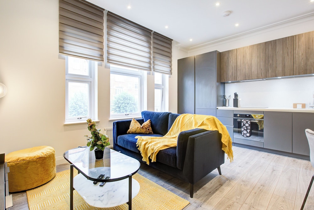 HybridResi Fulham 24/36