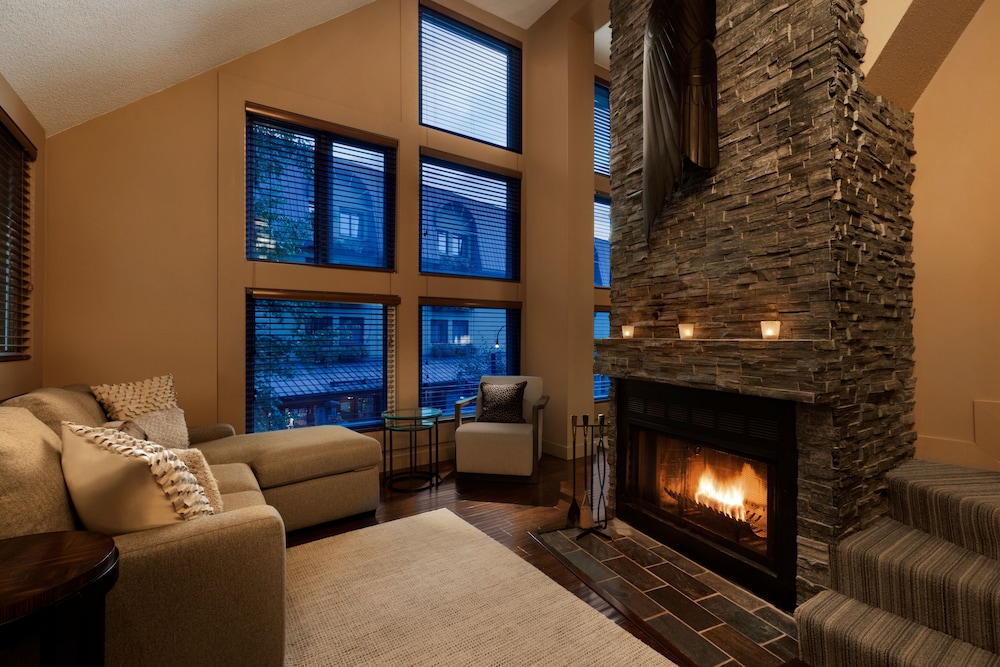 Executive Inn At Whistler Village 38/51