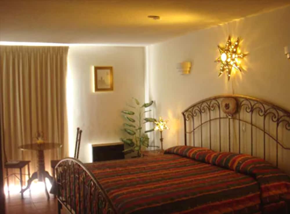 Hotel Pueblito Inn 31/45