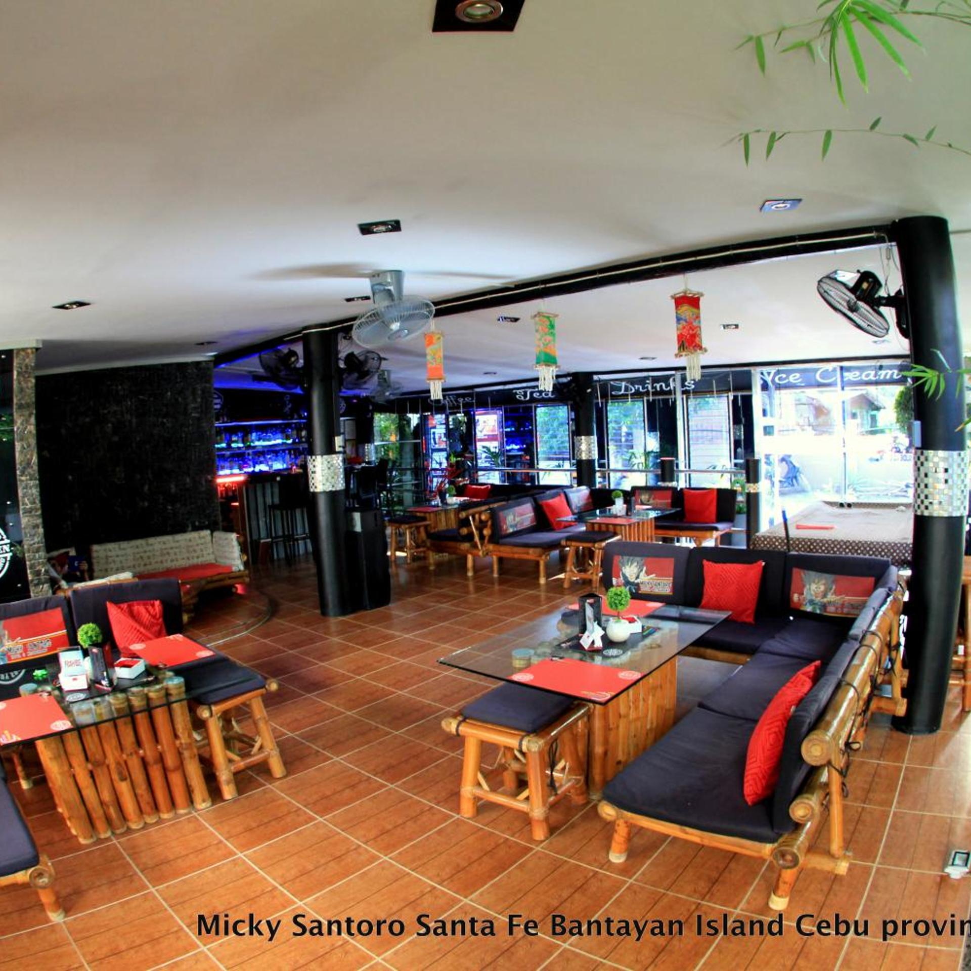 Micky Santoro Hotel & Restaurant 30/50