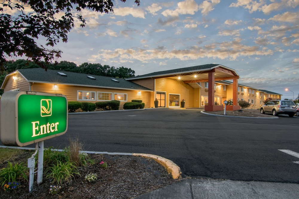 Quality Inn & Suites Albany Corvallis 1/28
