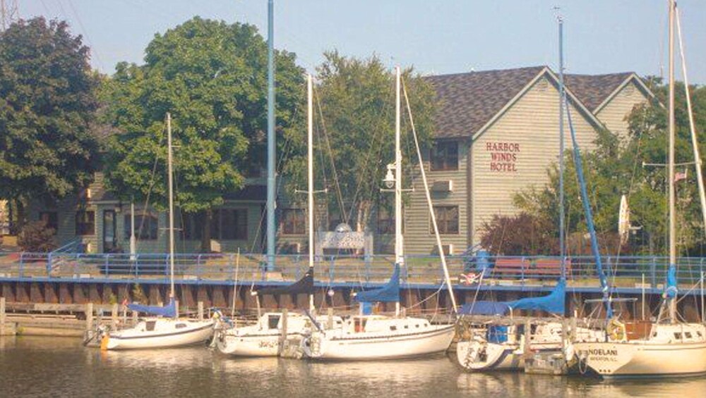 Harbor Winds Hotel Sheboygan 11/22