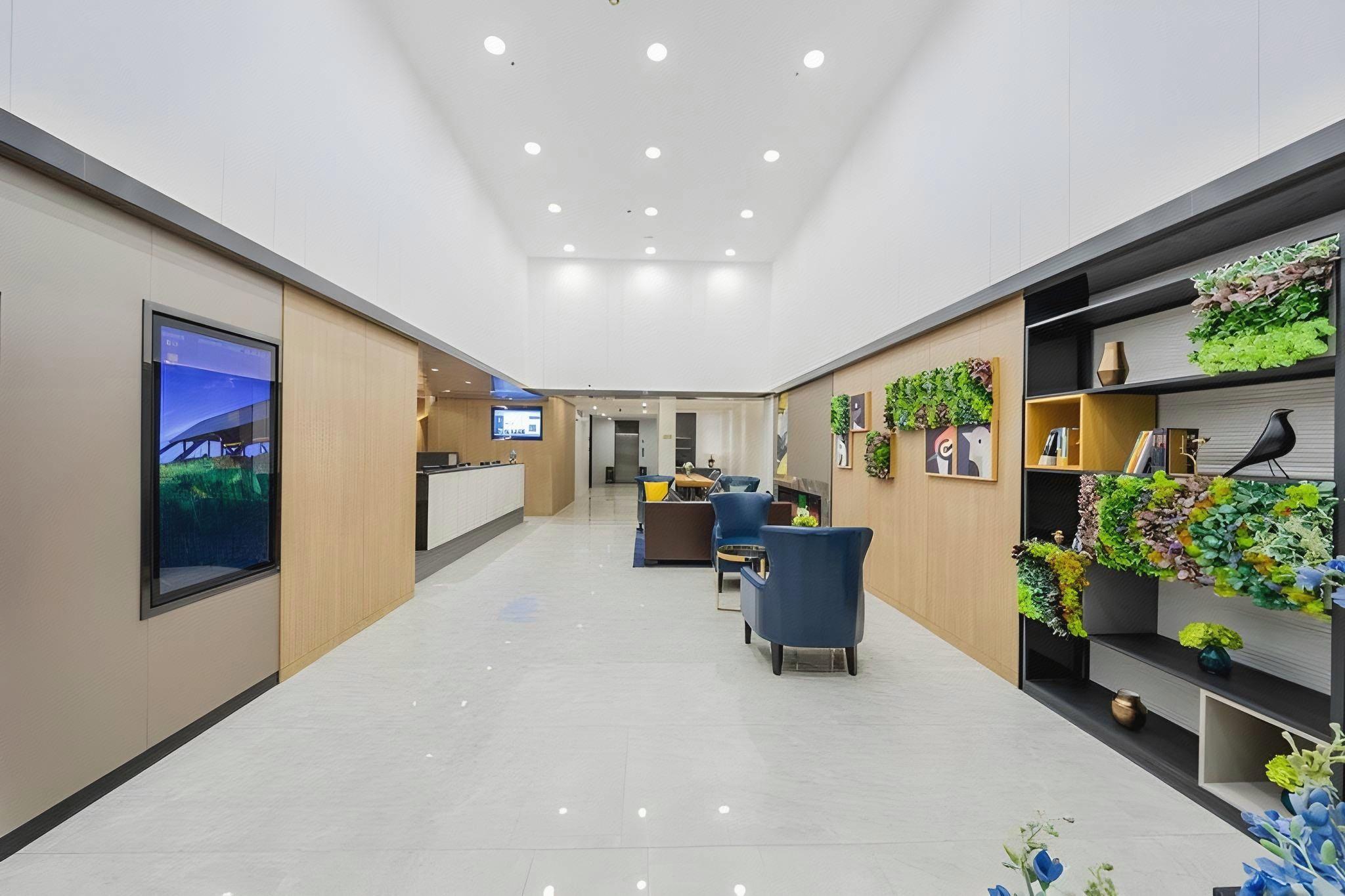 Home Inn Selected (Shanghai New International Expo Center, Guanglan Road Metro Station) 42/56