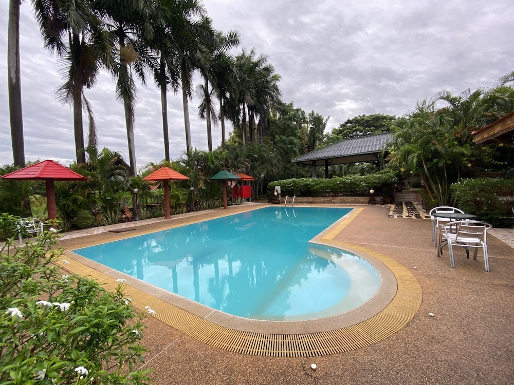 Himawari Restaurant & Cottage 31/34