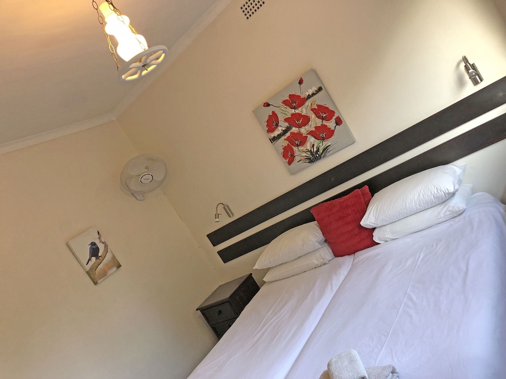 Hills and Dales Accommodation 10/50
