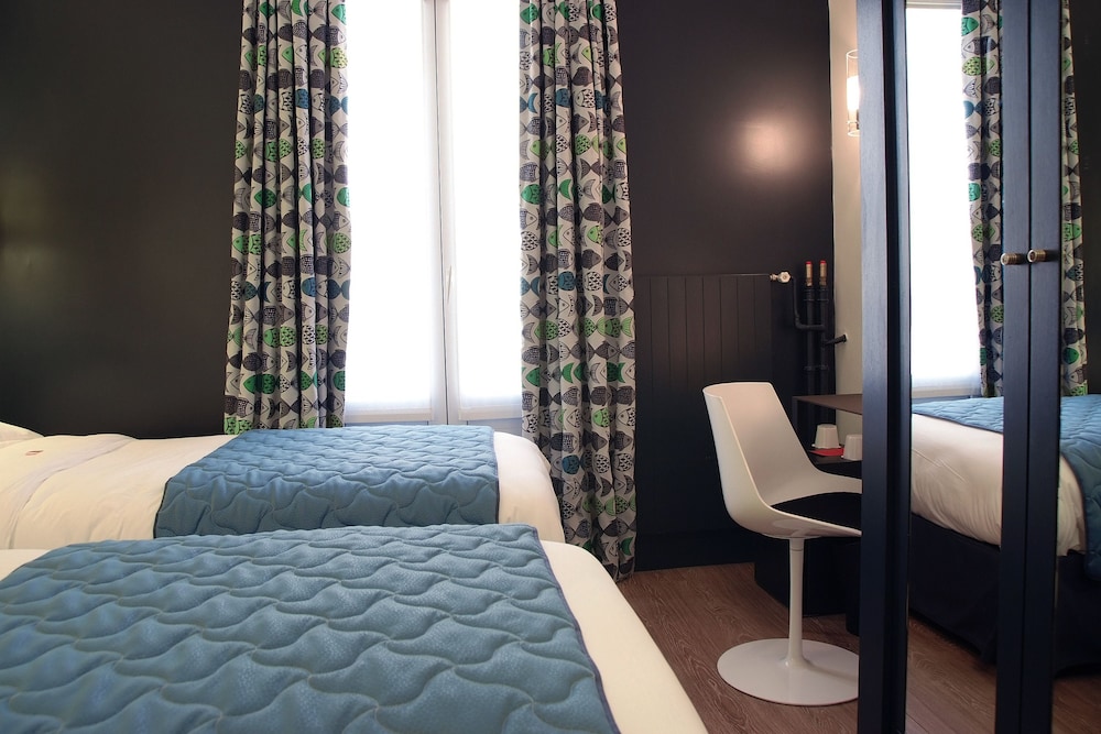 Hiro Hotel 12/52