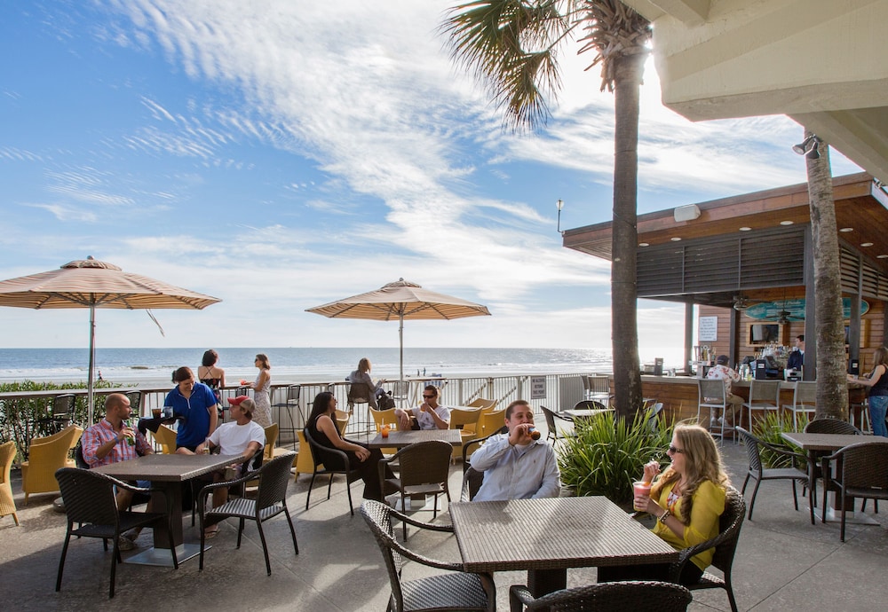 Tides Folly Beach 28/46