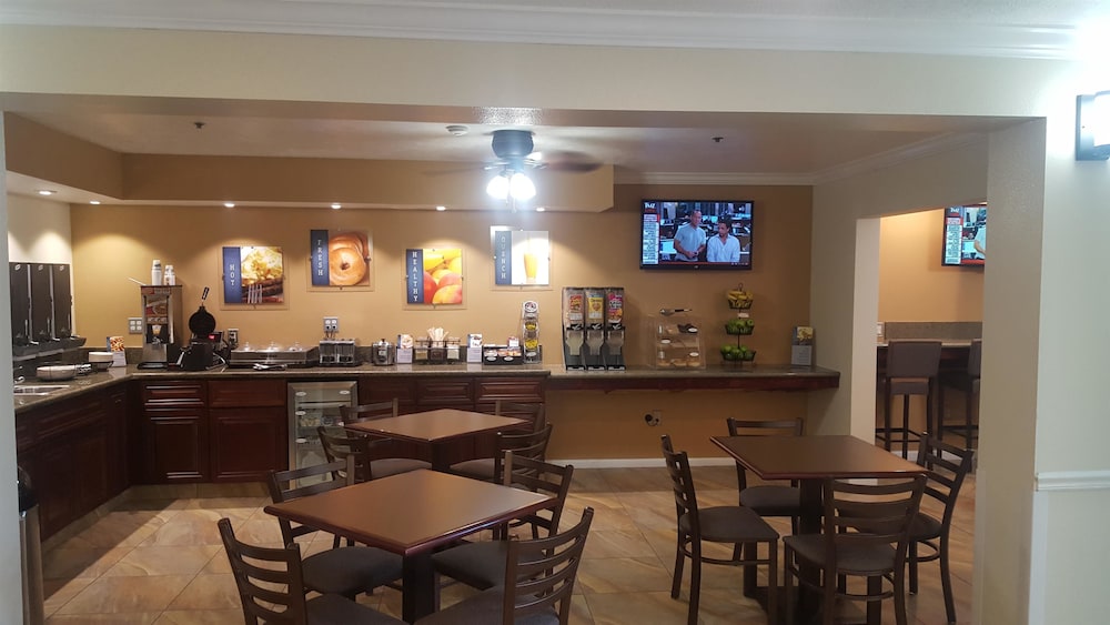 Best Western El Centro Inn 28/35