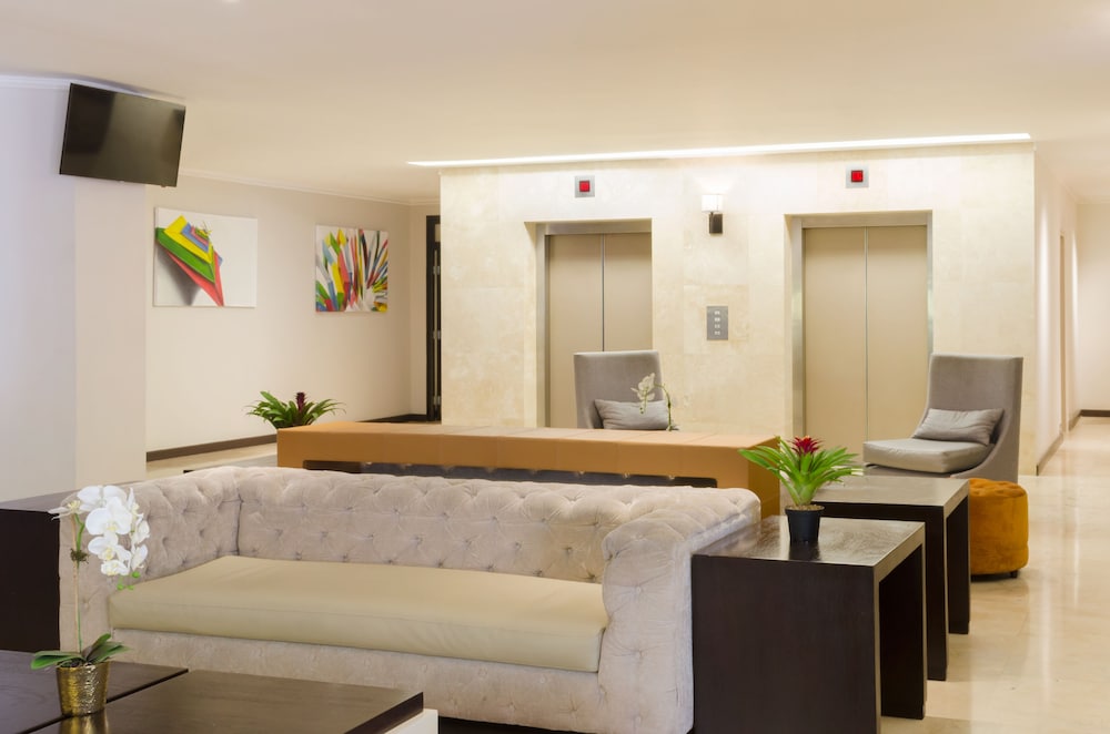 Clarion Amon Plaza 5/60