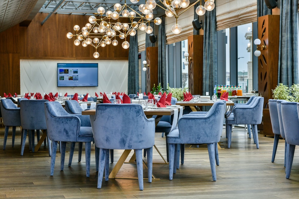 Dreamland Golf Hotel Baku 60/69