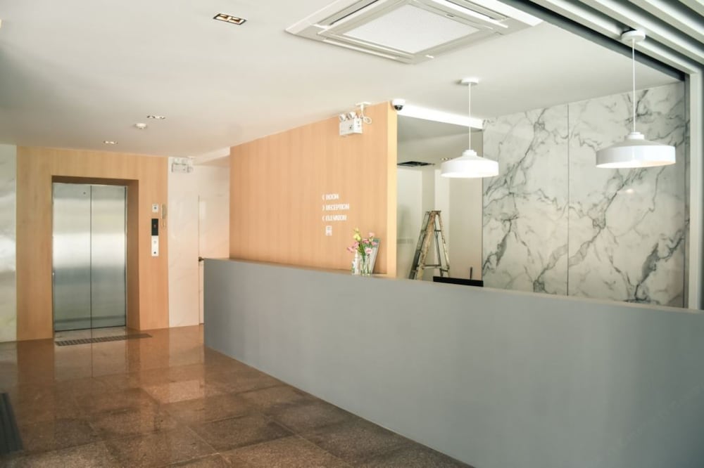 Grandview Residence 2/36