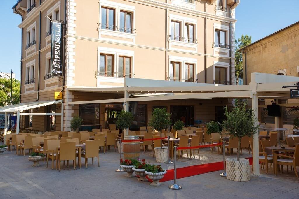 PENINSULA BOUTIQUE HOTEL 50/51