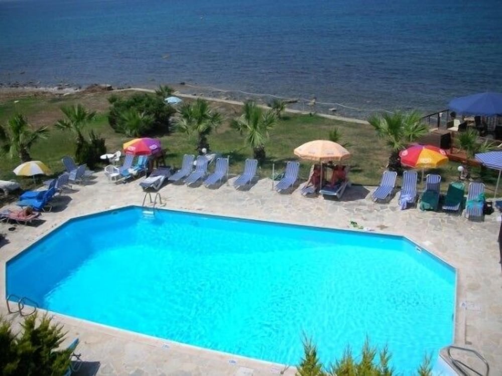 Souli Beach Hotel 48/51