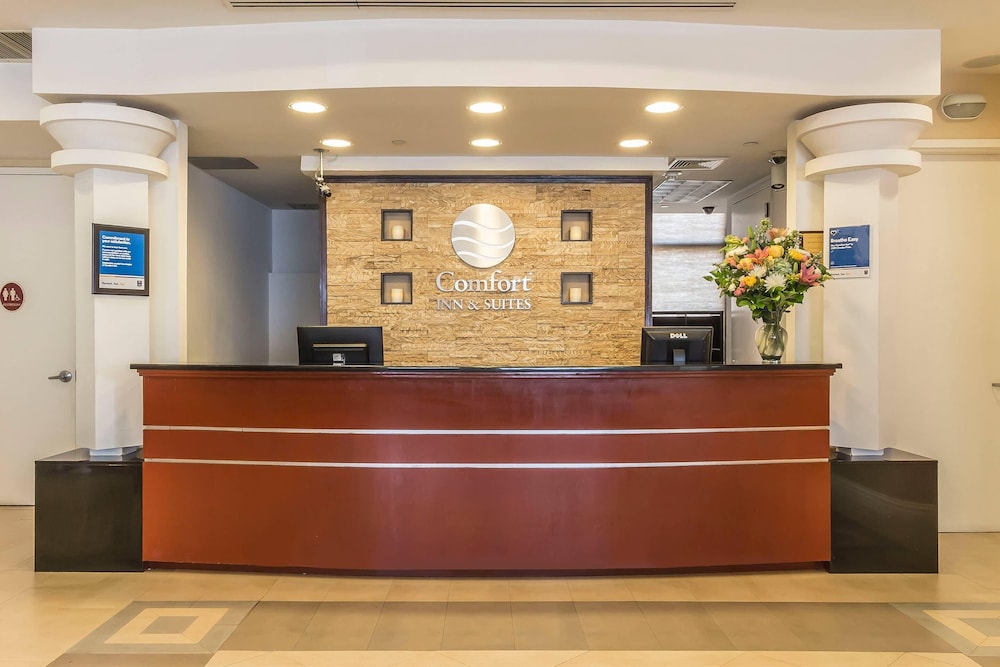Comfort Inn & Suites LaGuardia Airport 7/64