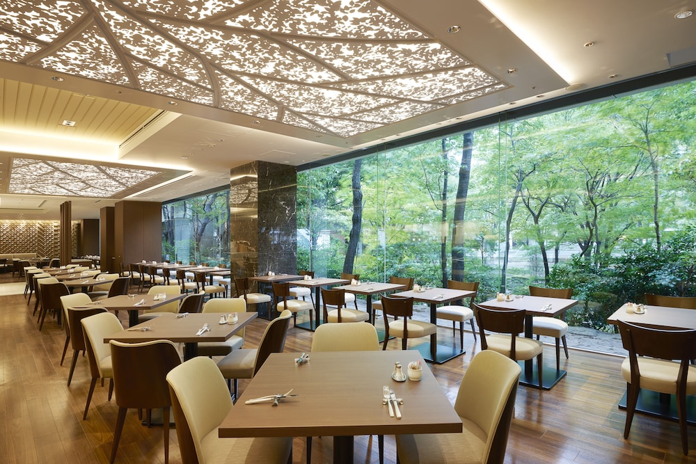 Keio Plaza Hotel Tokyo 36/44