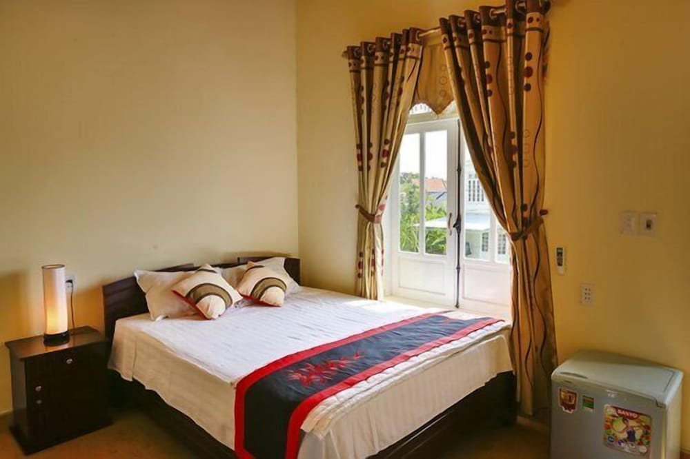 Strawberry Garden Homestay 10/24