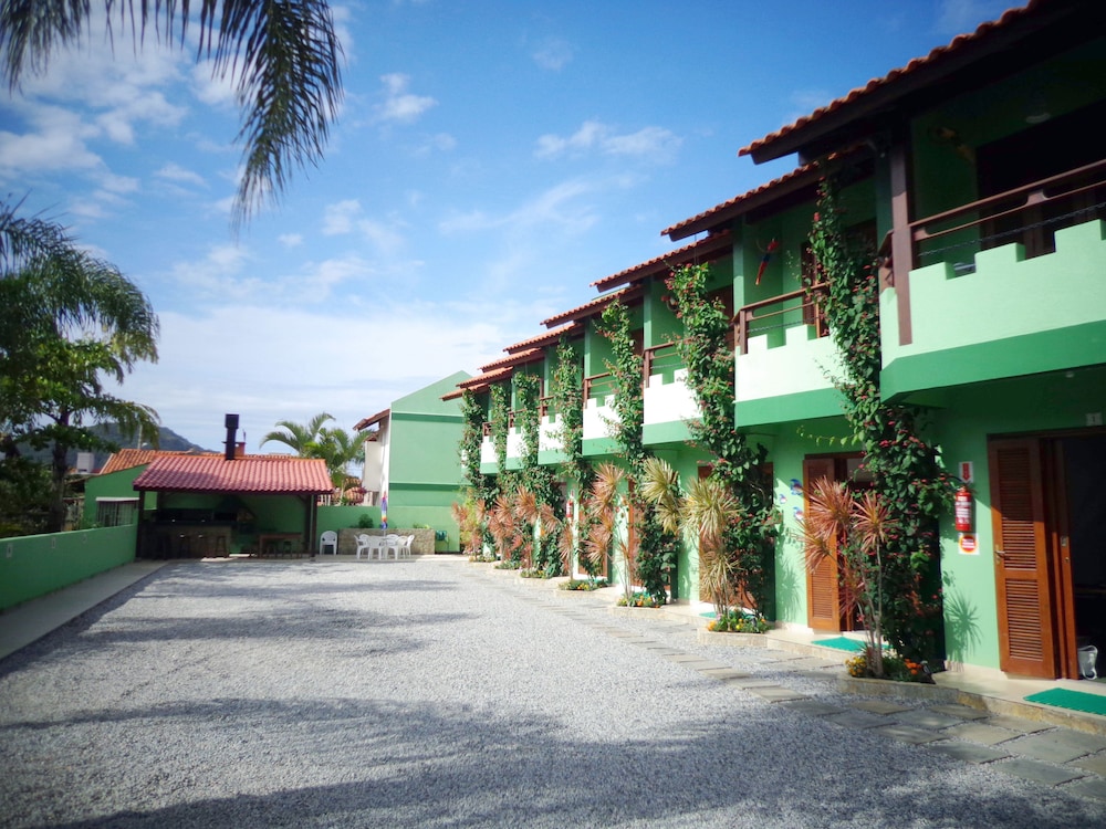 Residencial Castelo da Ilha 57/68