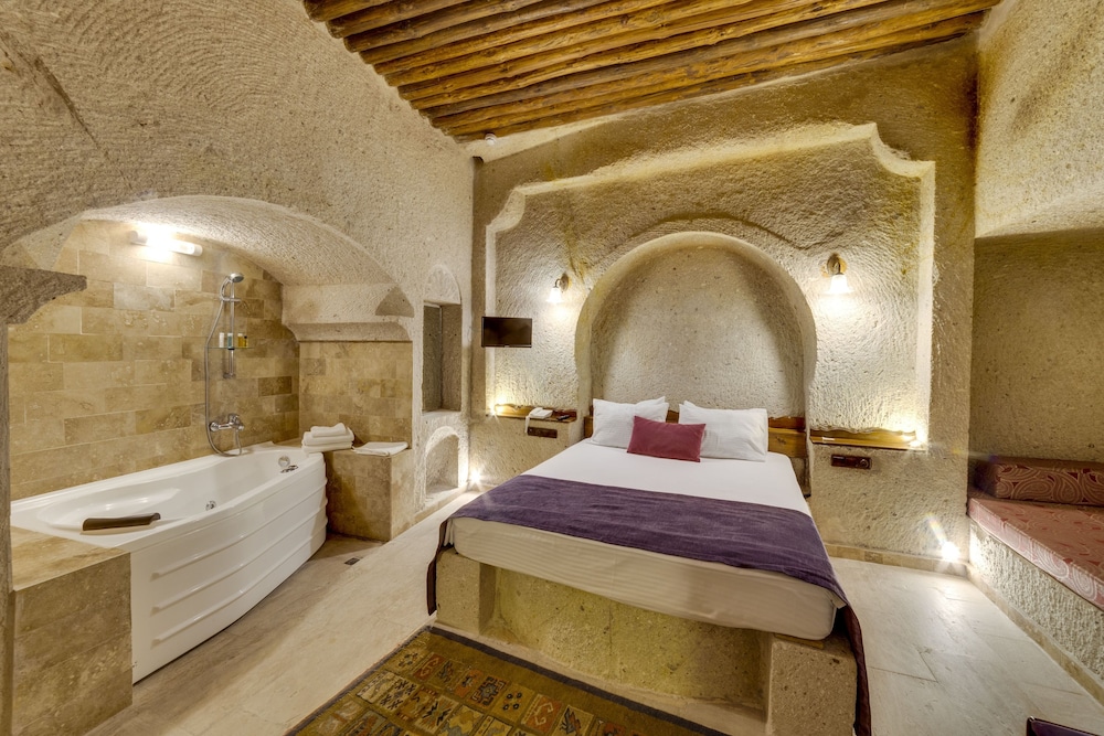 El Puente Cave Hotel 21/50