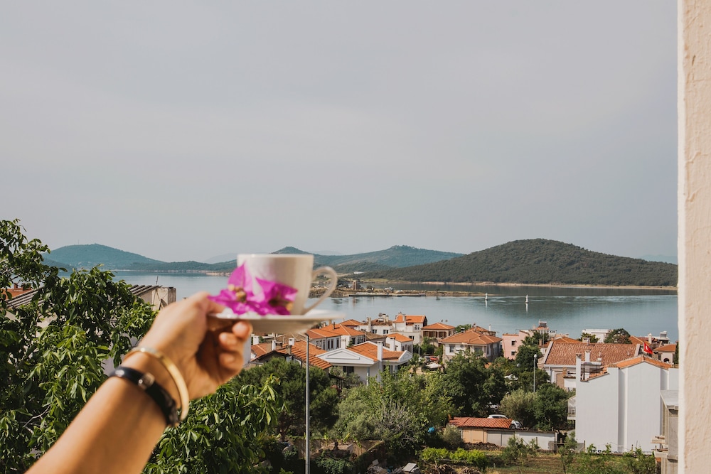 Tas Konak Hotel 37/43