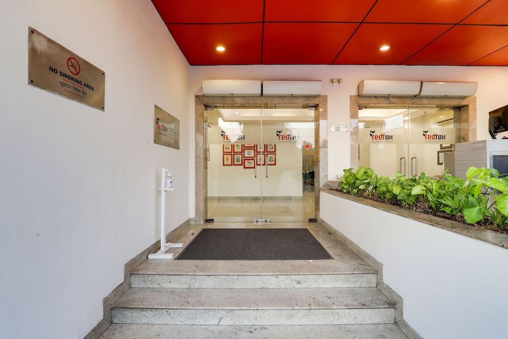 Red Fox Hotel East Delhi 14/59