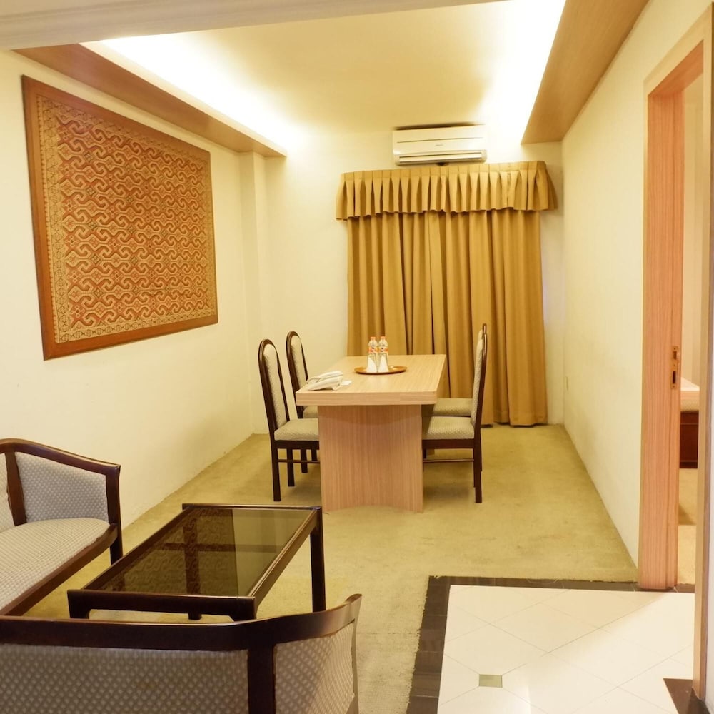Hotel Grasia Semarang 24/33