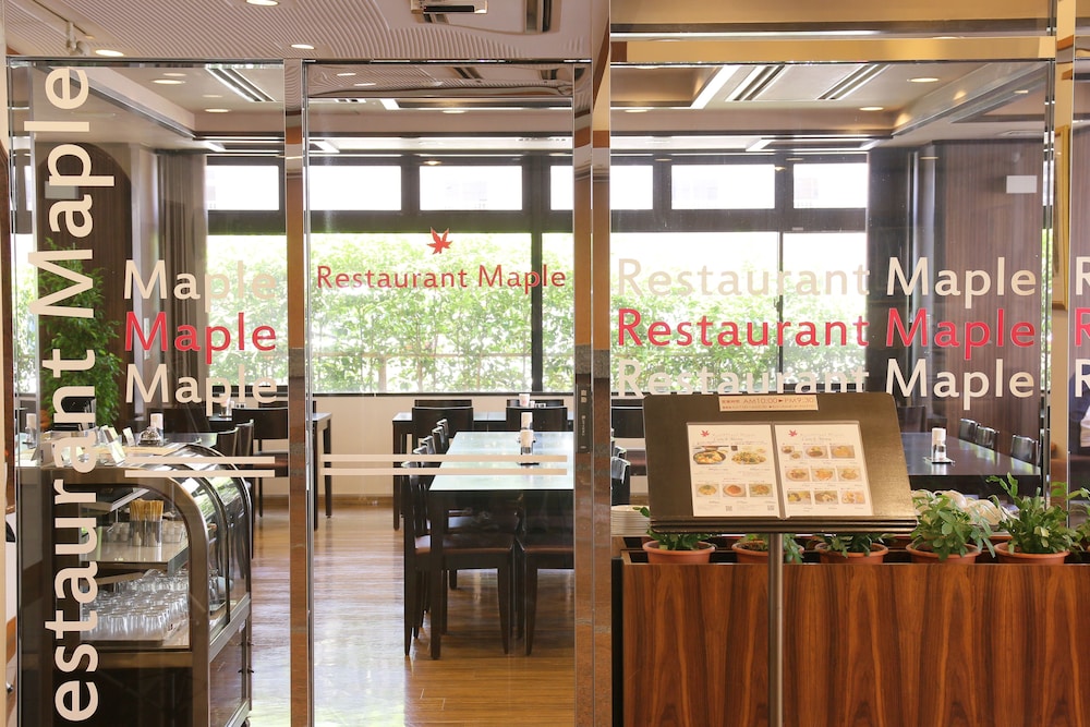 Maple Inn Makuhari 42/49
