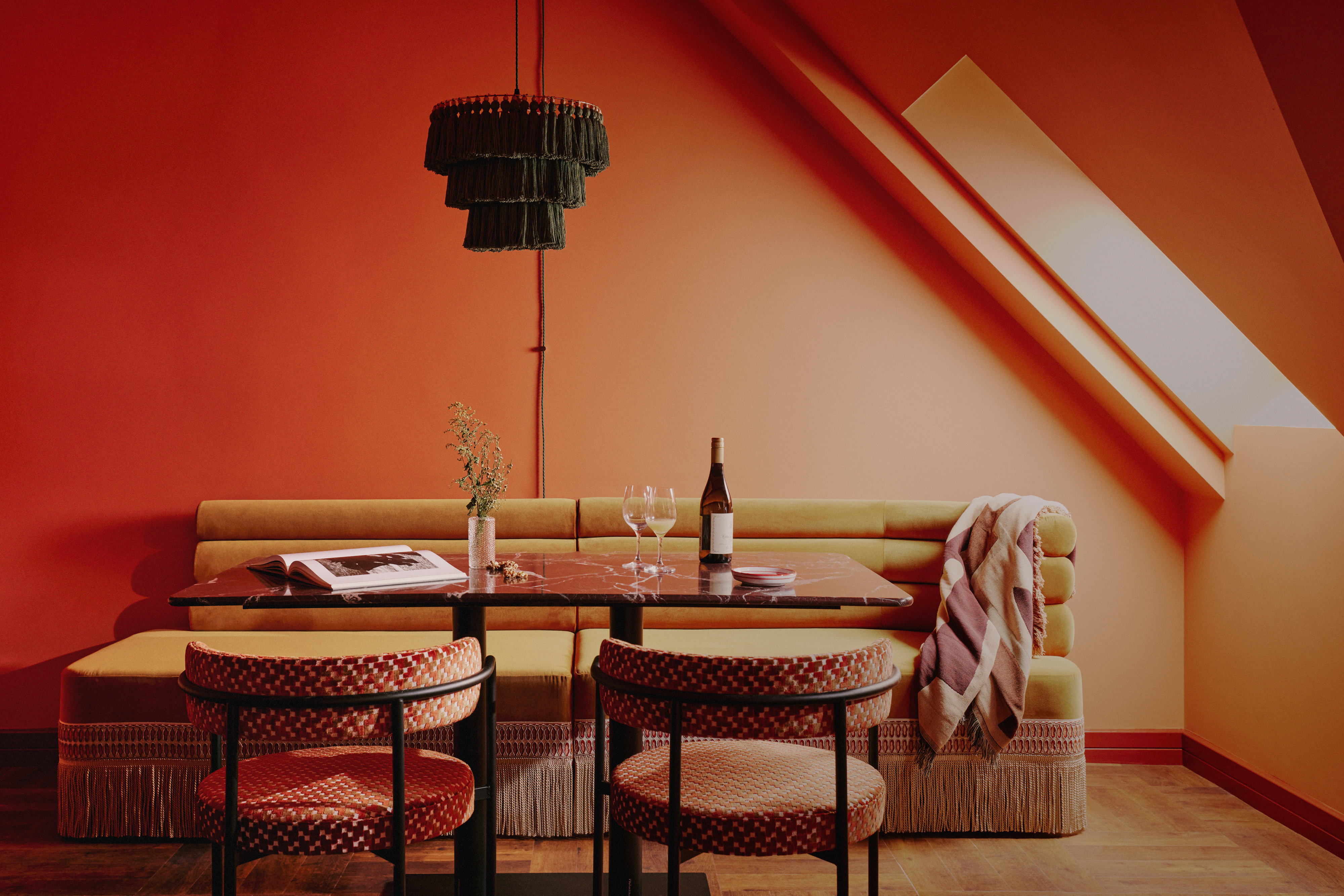 Ember Locke, Kensington 44/50