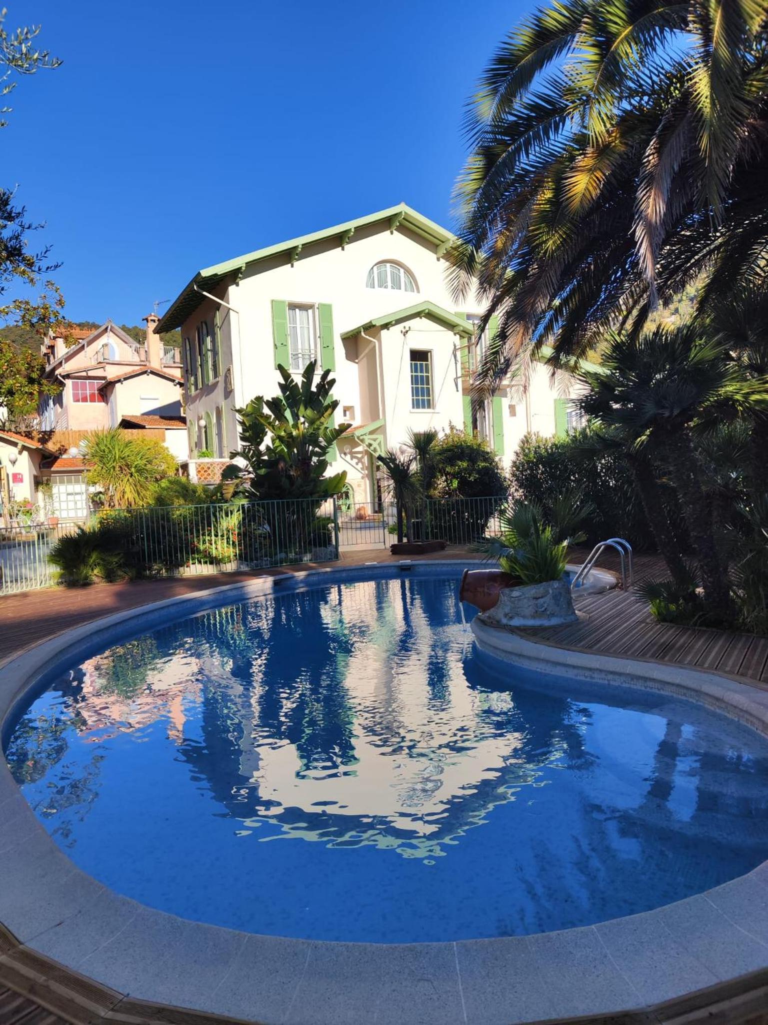 Hotel Villa Roseraie 24/26