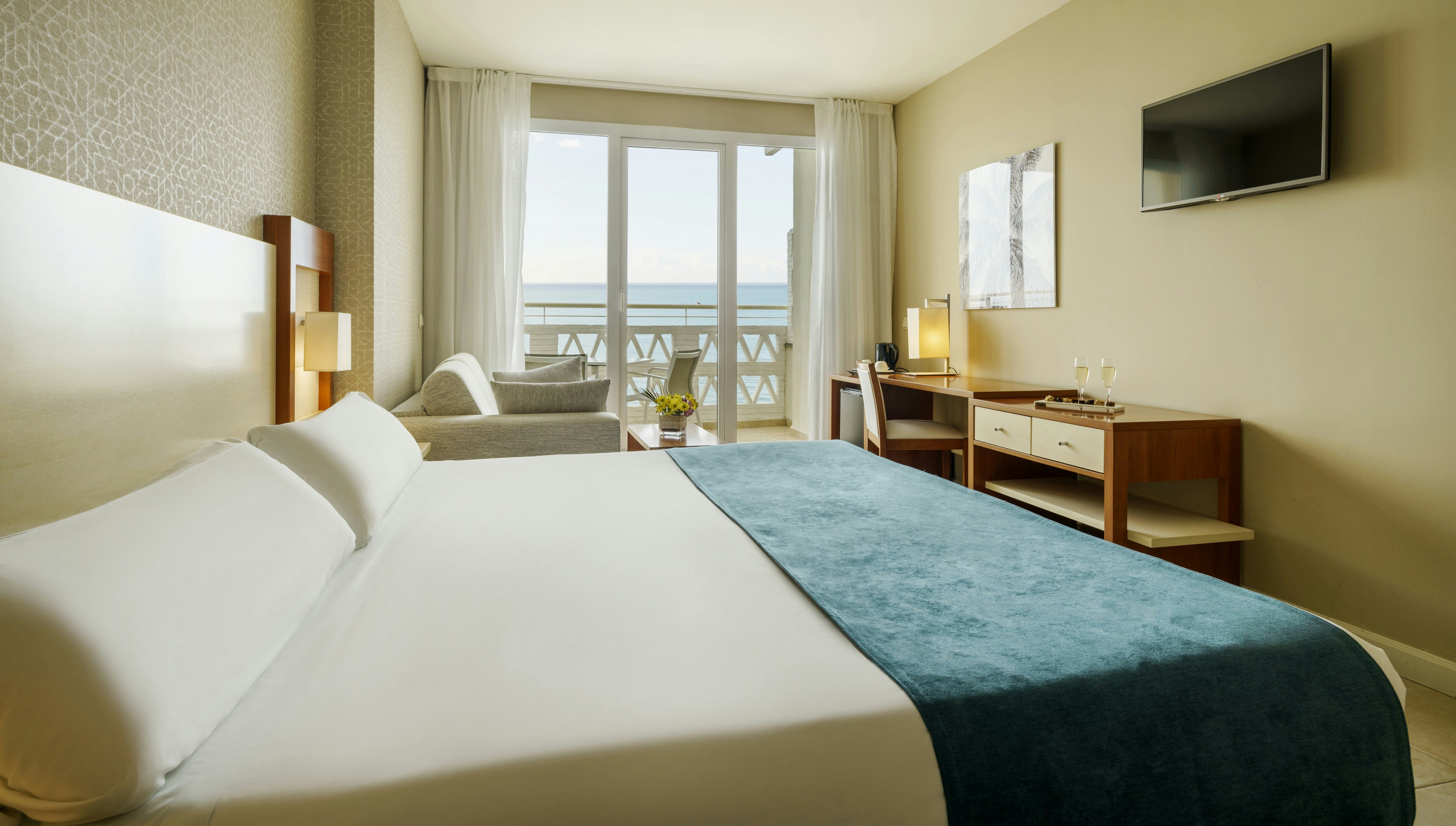 ROOM, DOUBLE BED, SEA VIEW