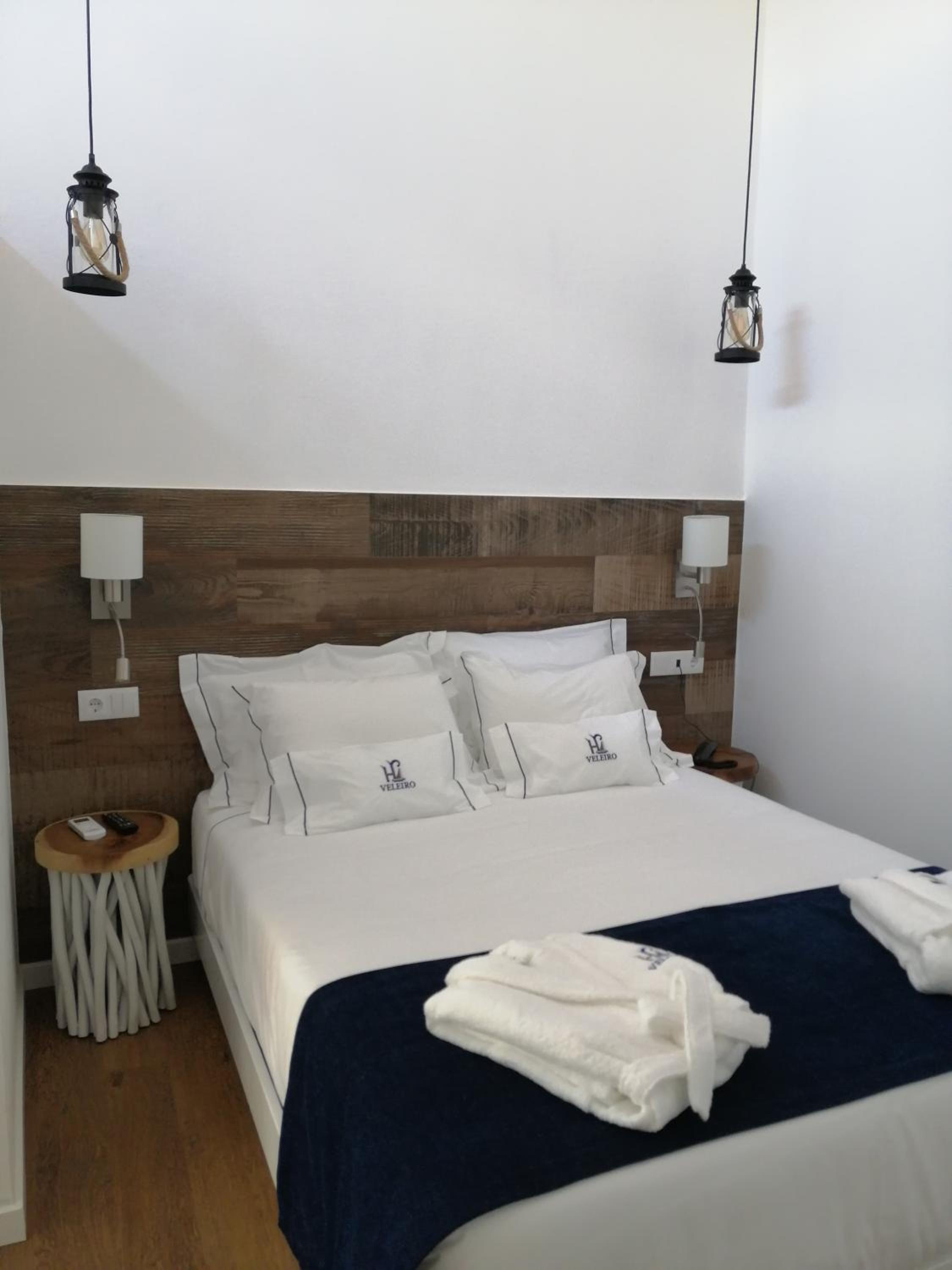 Veleiro Hotel 17/50