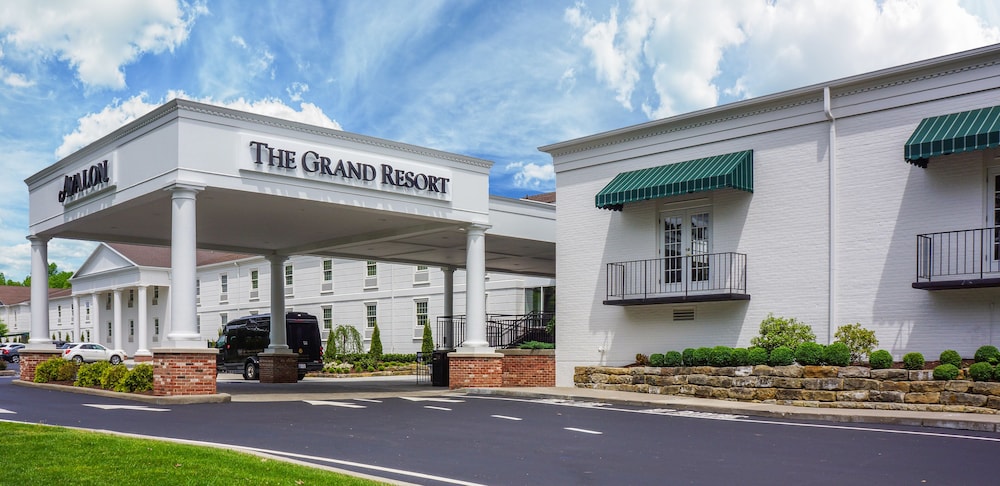 The Grand Resort (ex. The Avalon Inn And Resort) 3/74