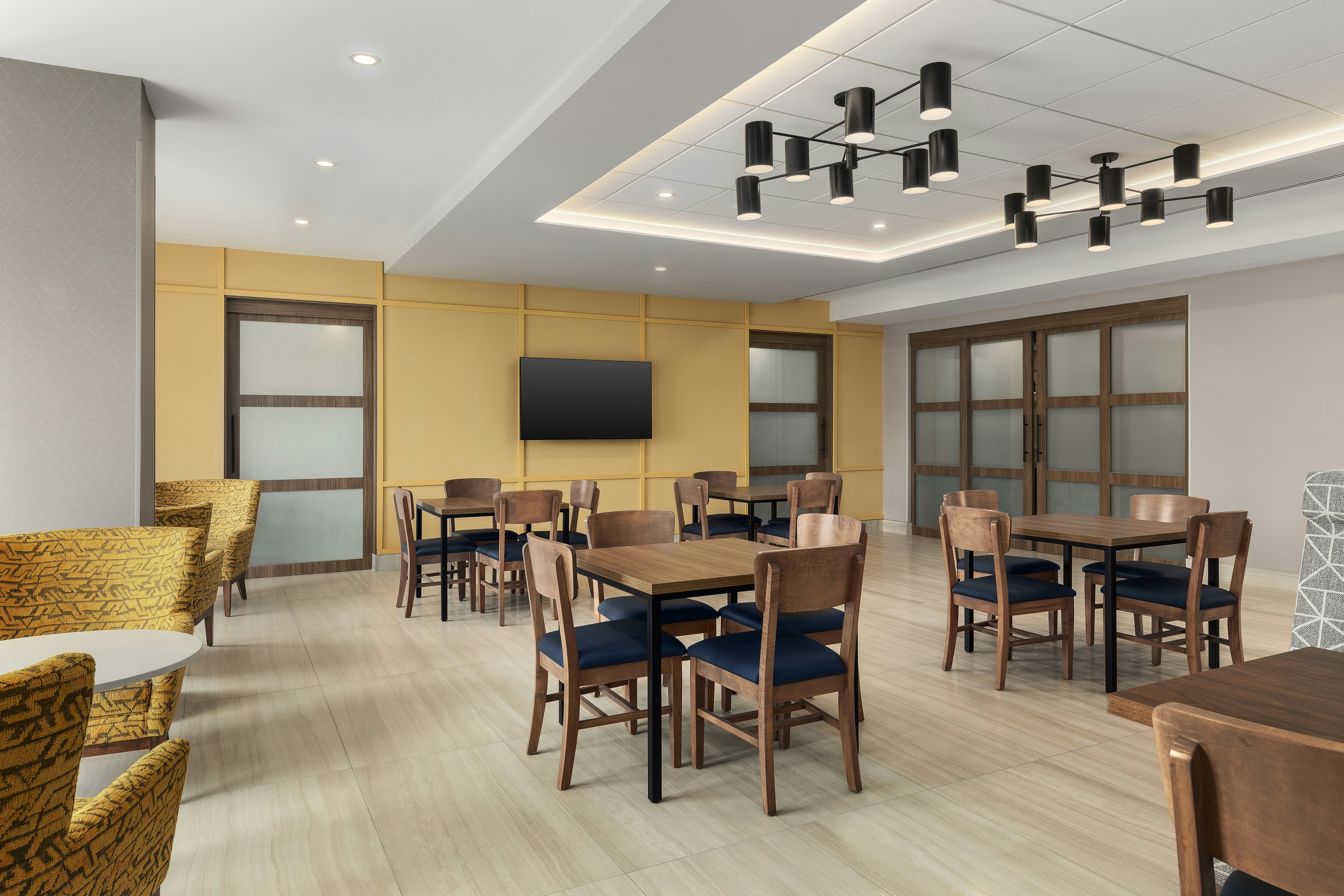 Hampton Inn by Hilton Montreal East Anjou 22/24