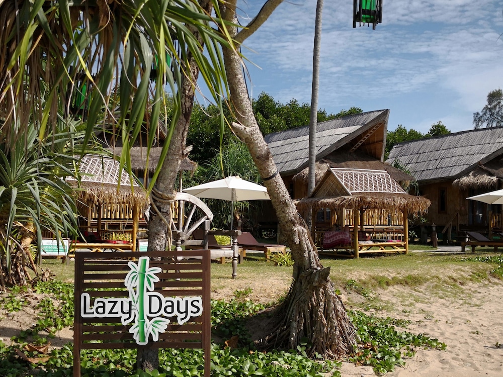 Lazy Days Bungalows 4/71
