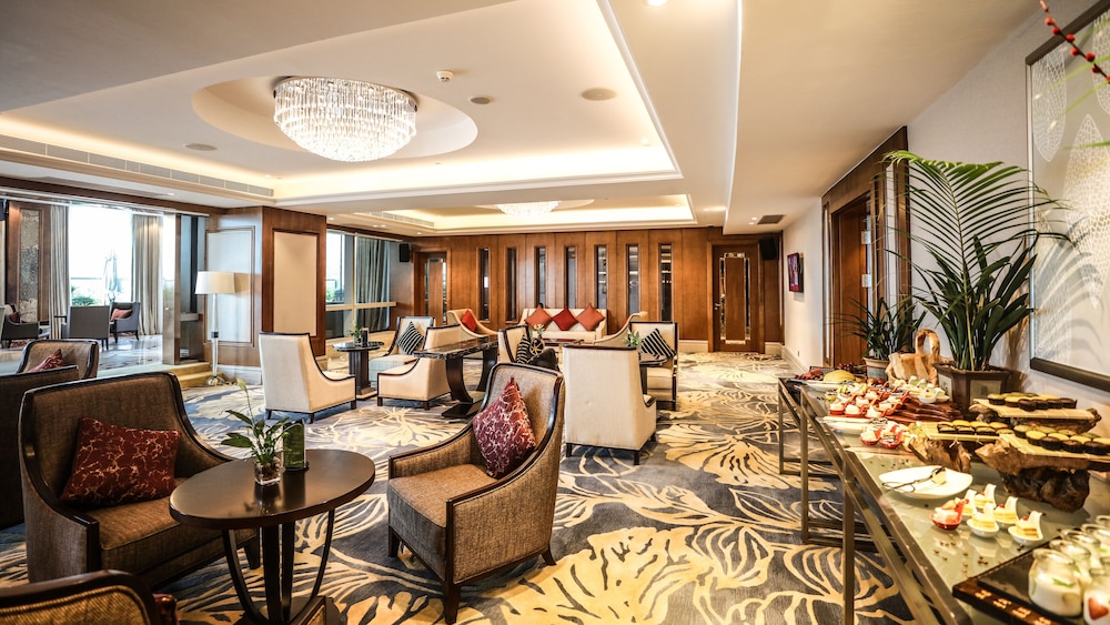 Fuzhou Jeurong Hotel 52/72
