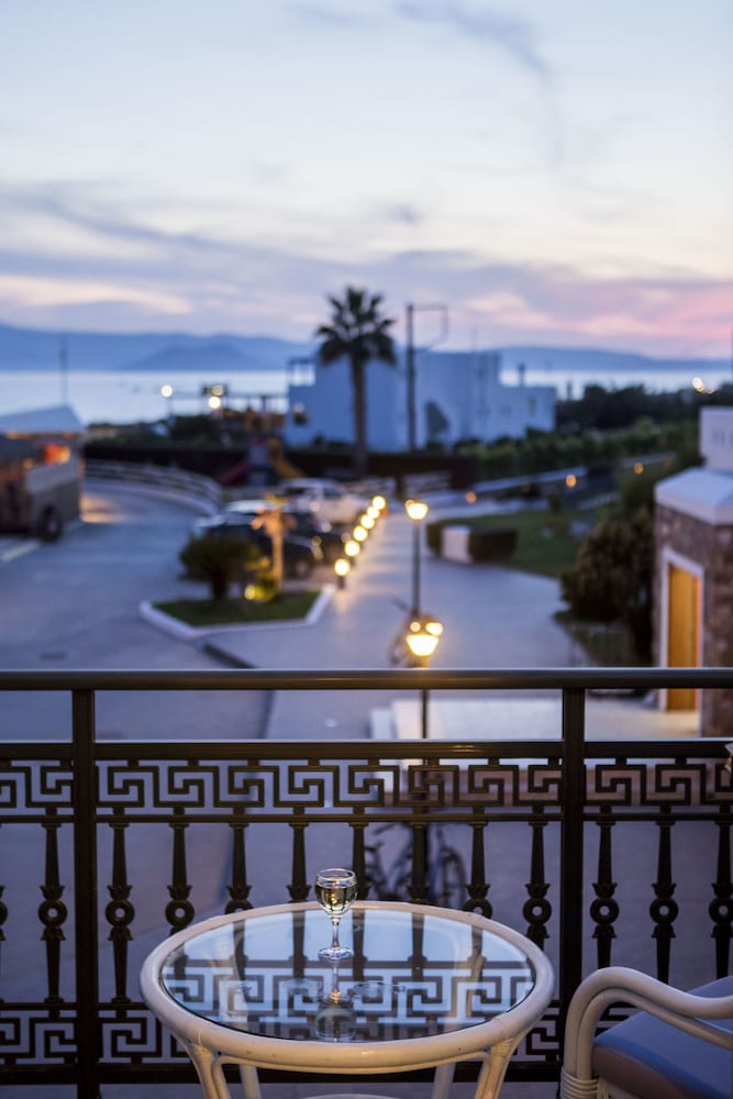 Plaza Beach Hotel 34/50