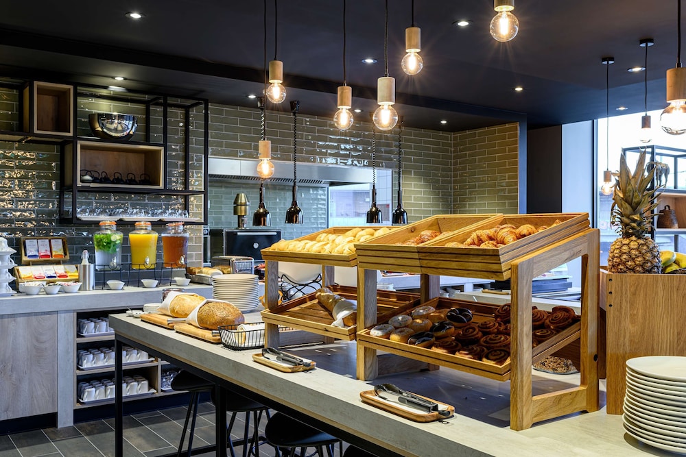 Park Inn by Radisson Antwerp Berchem 50/64