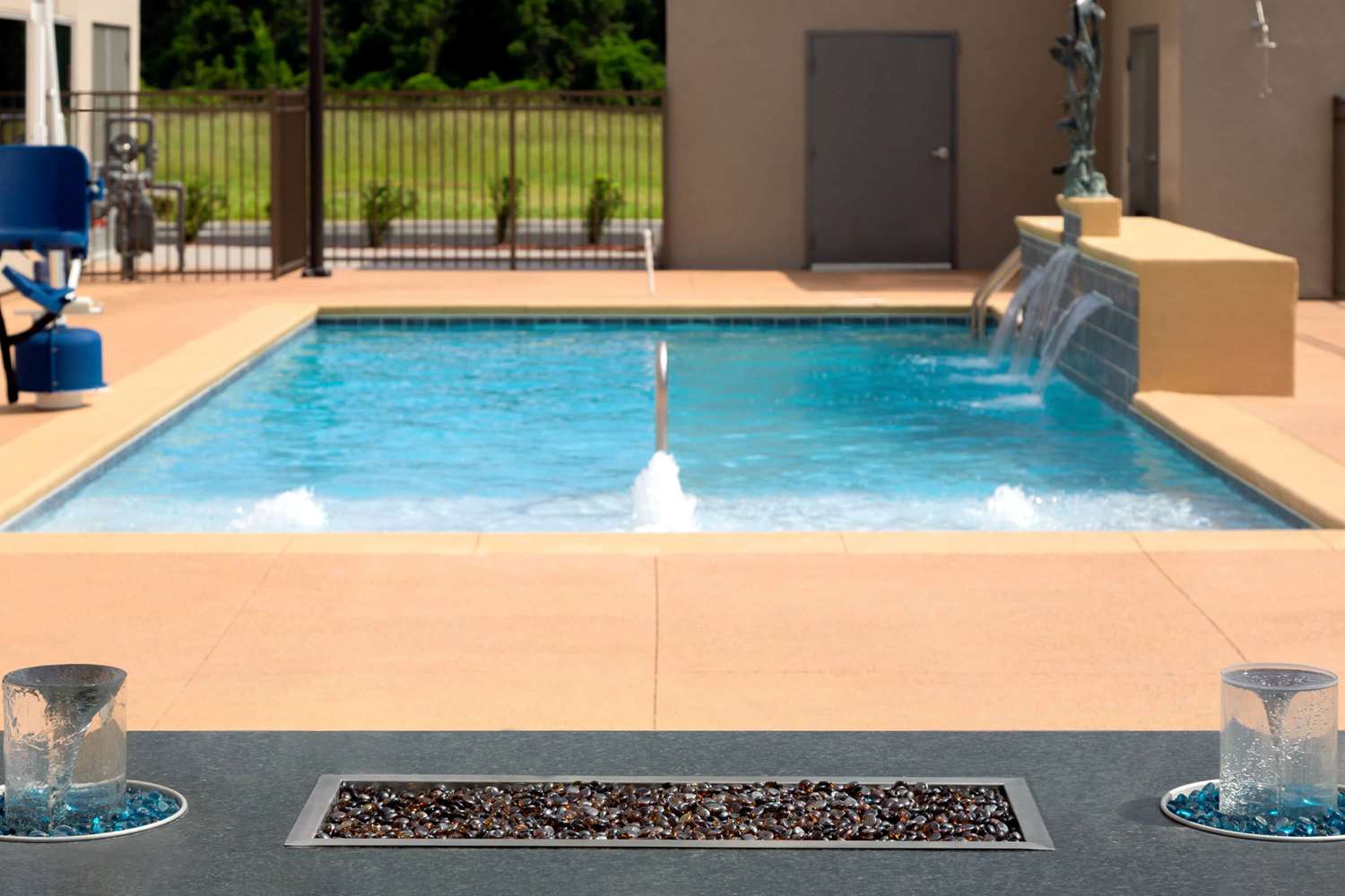 La Quinta Inn & Suites by Wyndham Brunswick/Golden Isles 6/59