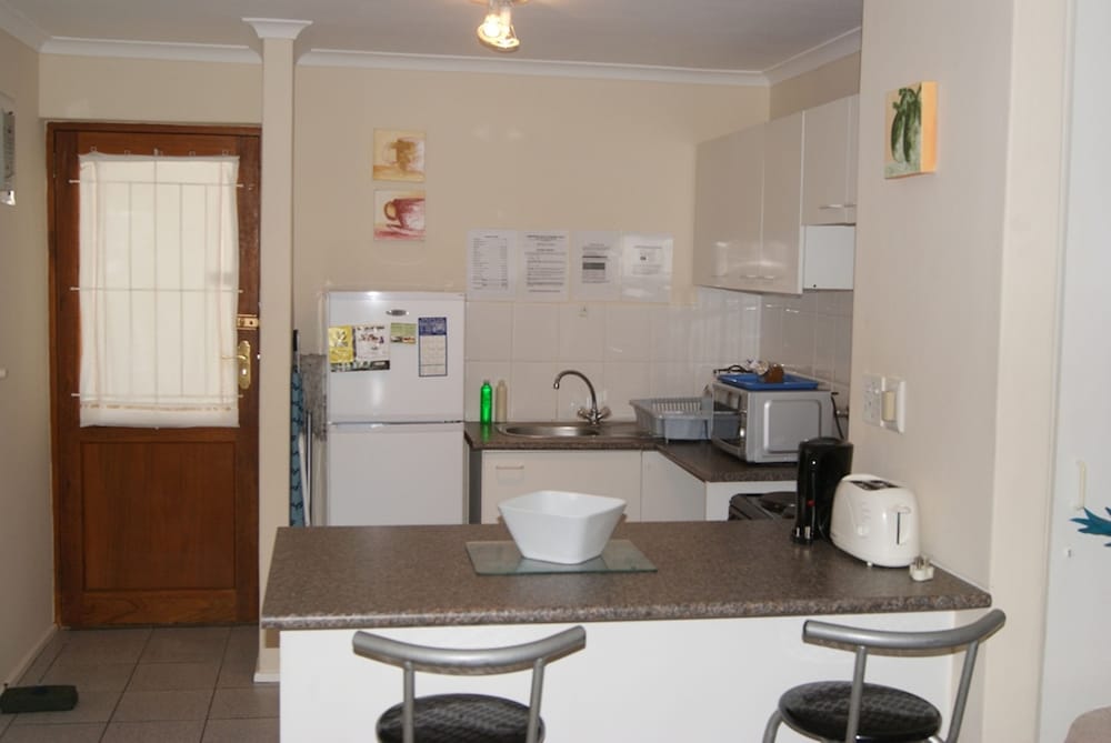 Serengeti Self Catering Units 32/34