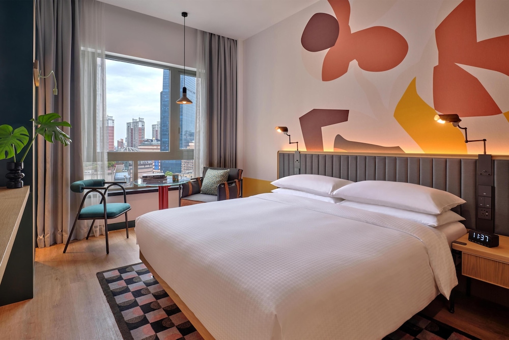 Caption by Hyatt Zhongshan Park Shanghai 6/44